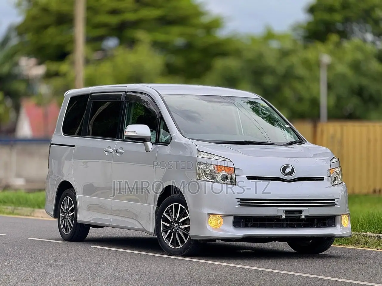Toyota Noah 2008 Silver