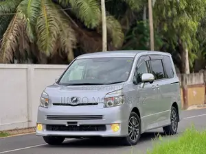 Toyota Noah 2008 Silver
