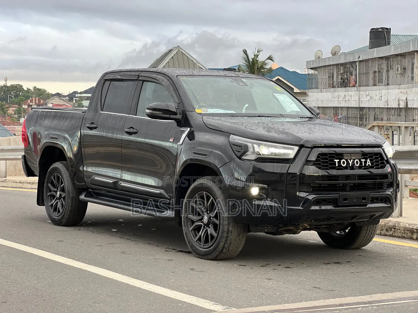 Toyota Hilux 2022 Matt Black