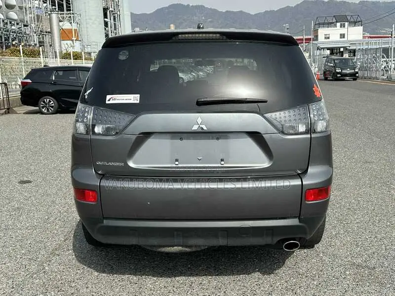 Mitsubishi Outlander 2006 Gray