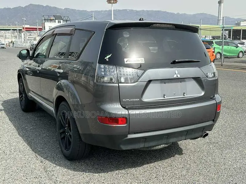 Mitsubishi Outlander 2006 Gray