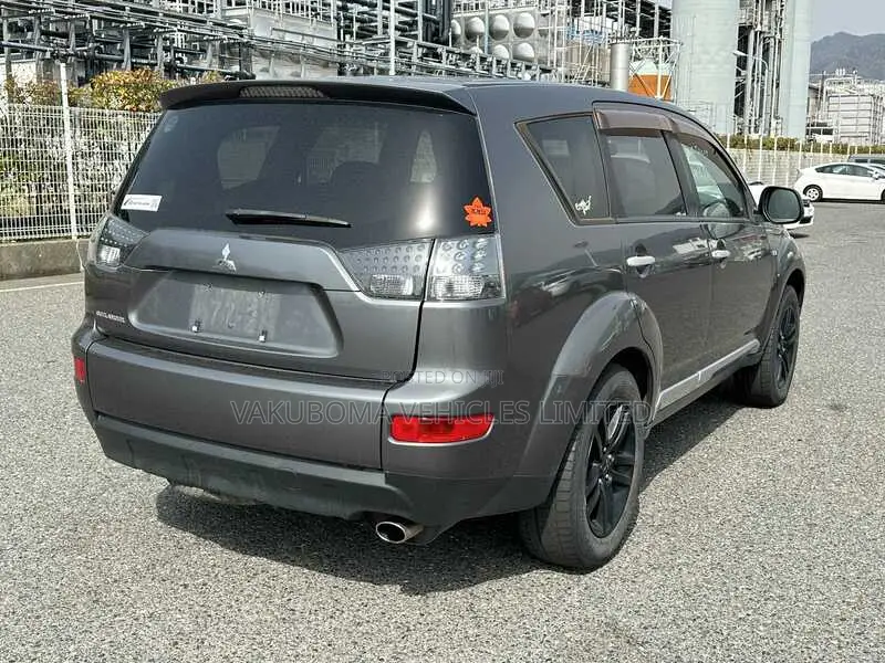 Mitsubishi Outlander 2006 Gray