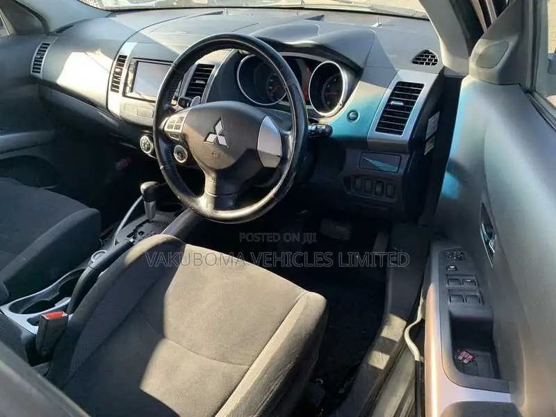 Mitsubishi Outlander 2006 Gray
