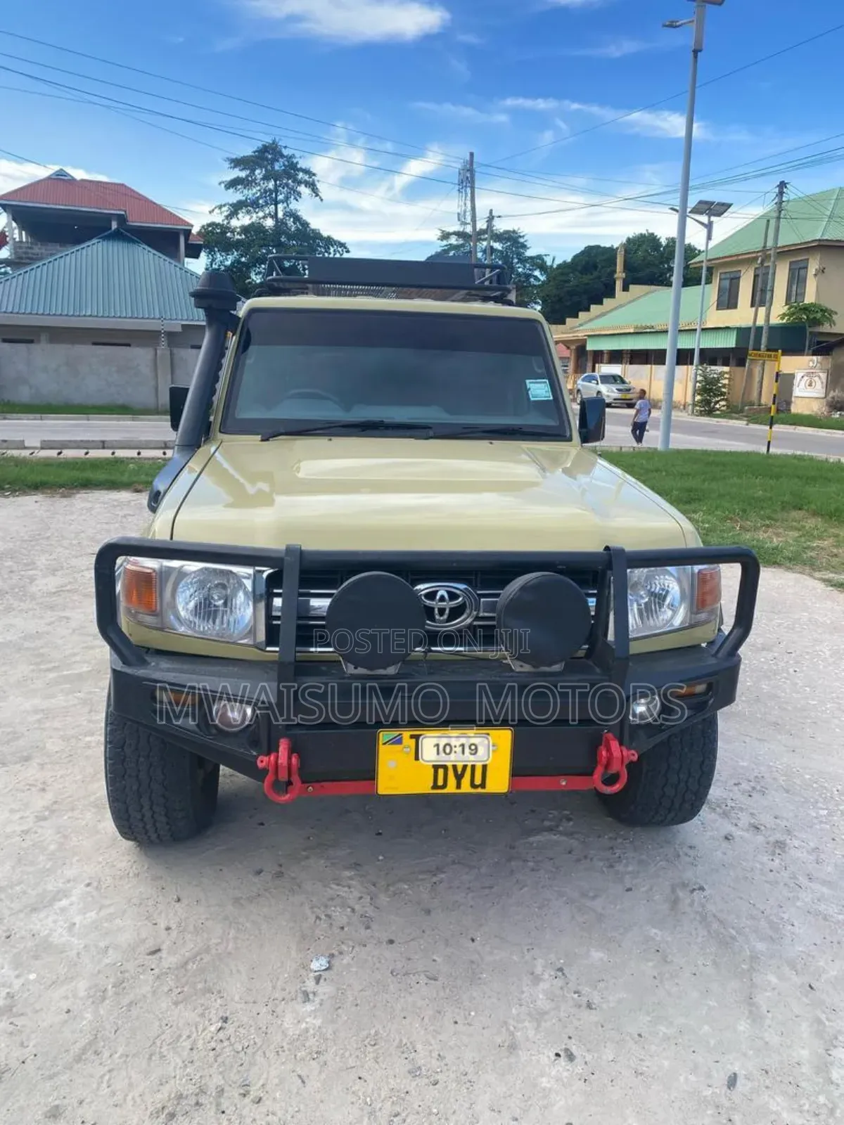 Toyota Land Cruiser 2013 Beige