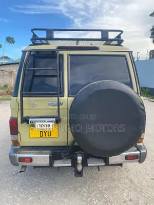 Toyota Land Cruiser 2013 Beige