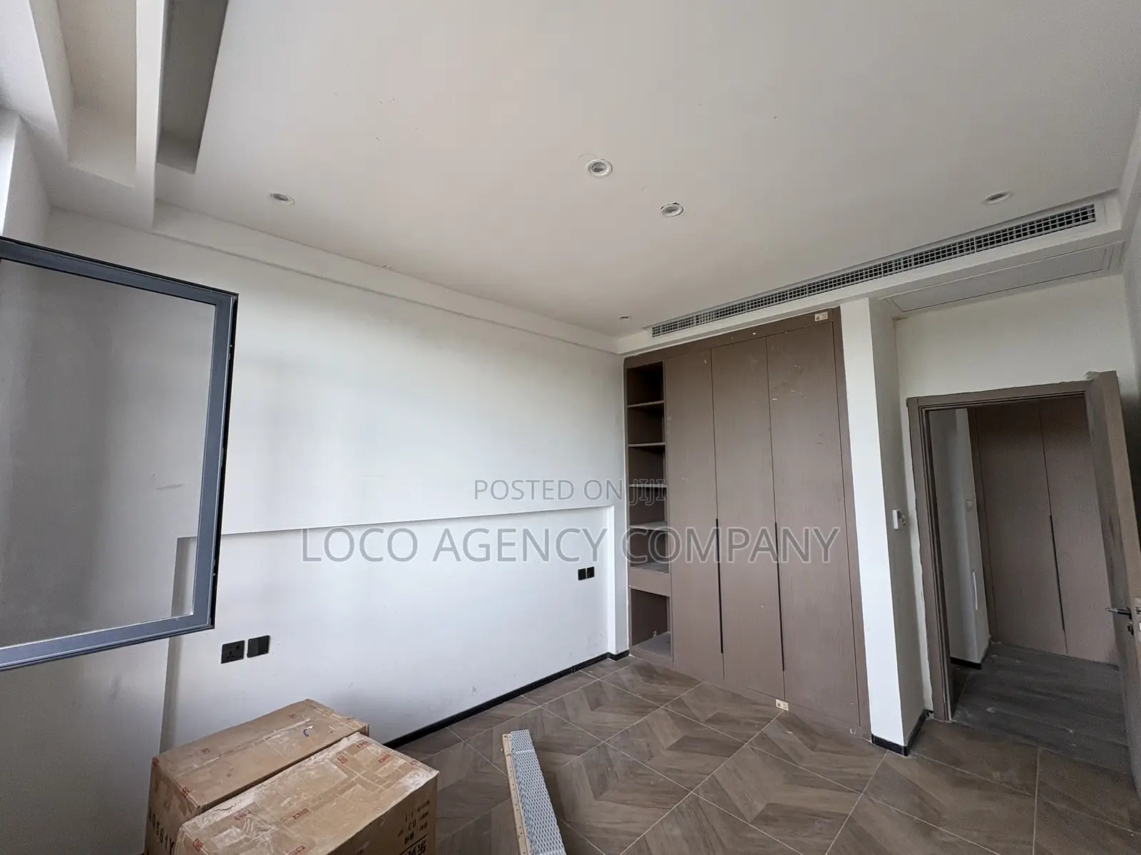 Furnished 3bdrm Apartment in Trusted Real Estate, Oyster Bay for sale