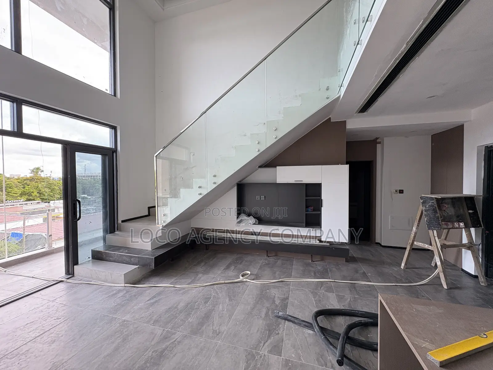 Furnished 3bdrm Apartment in Trusted Real Estate, Oyster Bay for sale
