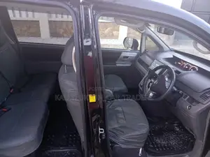 Toyota Noah 2009 Black