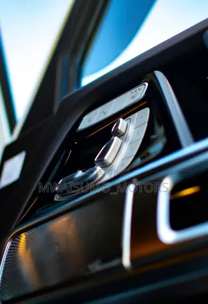 Mercedes-Benz G-Class 2020 White