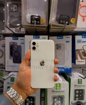 Apple iPhone 11 64 GB Silver