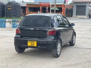 Toyota Vitz 2005 Black