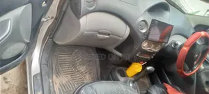 Toyota Vitz 2005 Gold