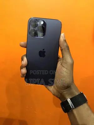 Photo - Apple iPhone 14 Pro Max 256 GB Purple