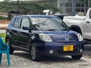 Photo - Mazda Verisa 2009 Blue