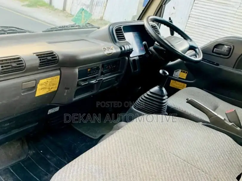 Isuzu Canter