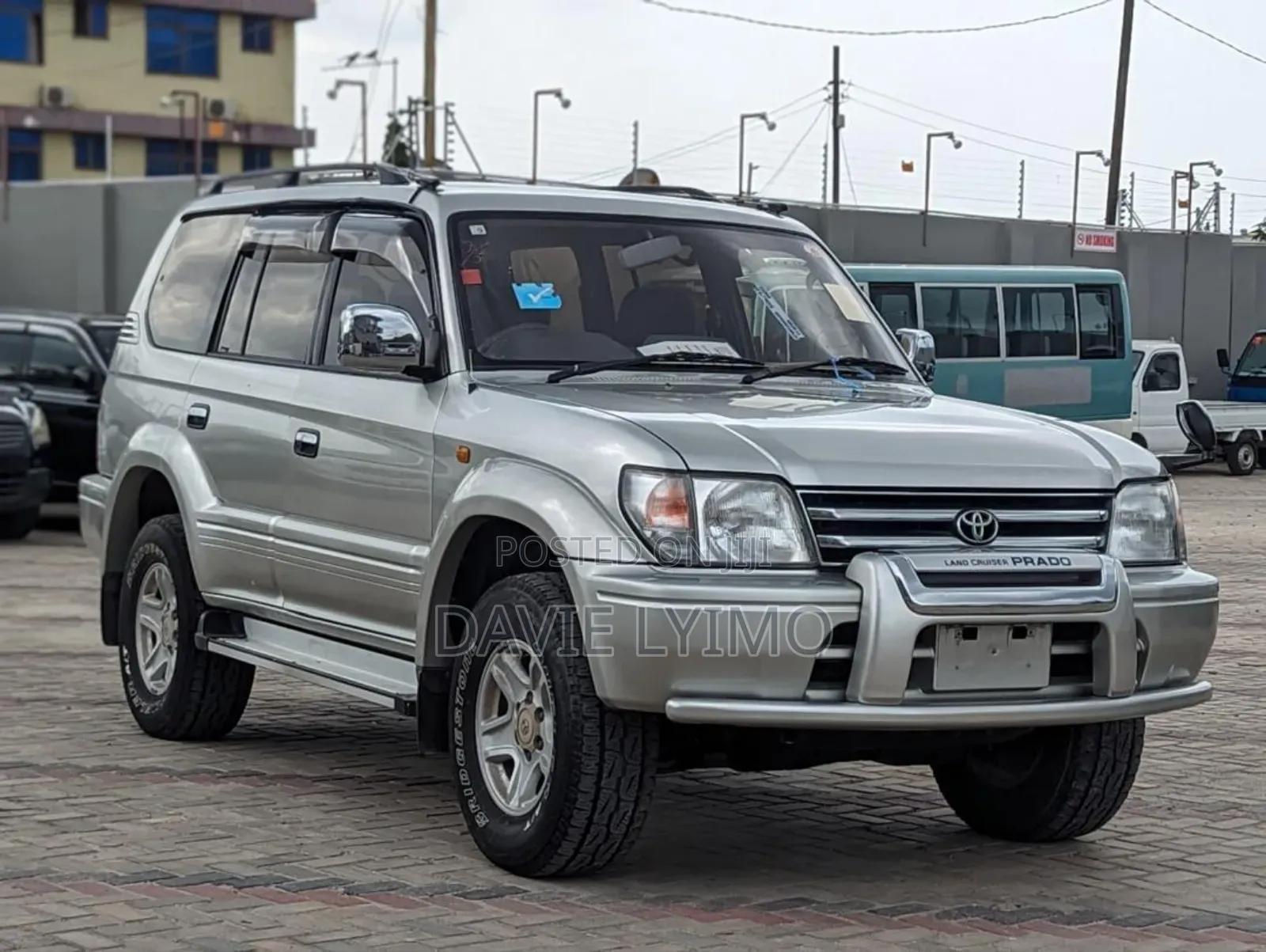 Toyota Land Cruiser Prado 2.7 16V 3dr 2000 Silver