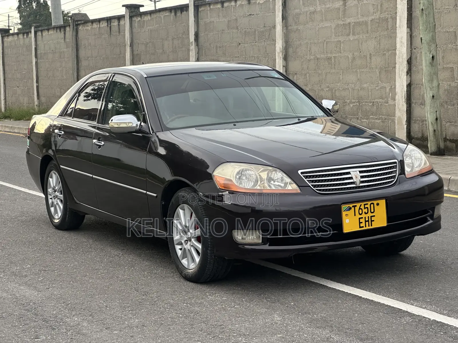 Toyota Mark II 2004 Black