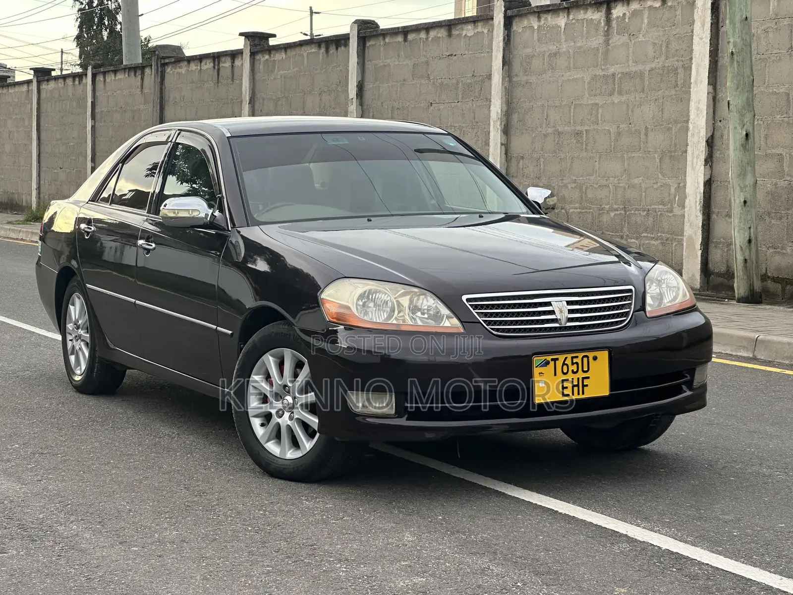 Toyota Mark II 2004 Black