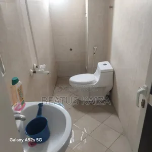 3bdrm Block of Flats in Ndanda Street, Kariakoo for rent