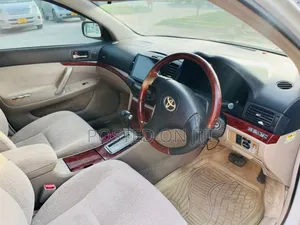 Toyota Premio 2004 White