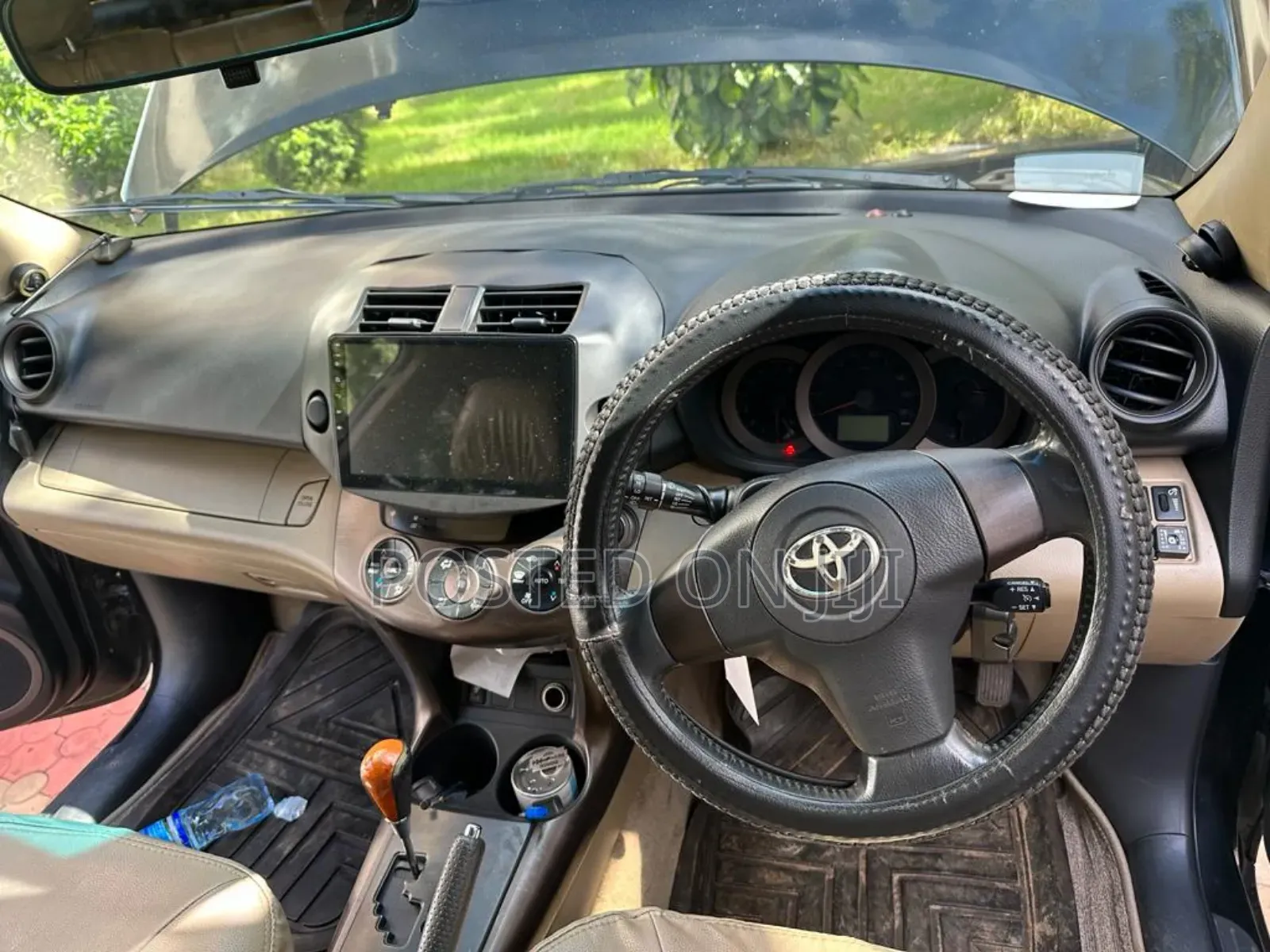 Toyota Vanguard 2011 Black