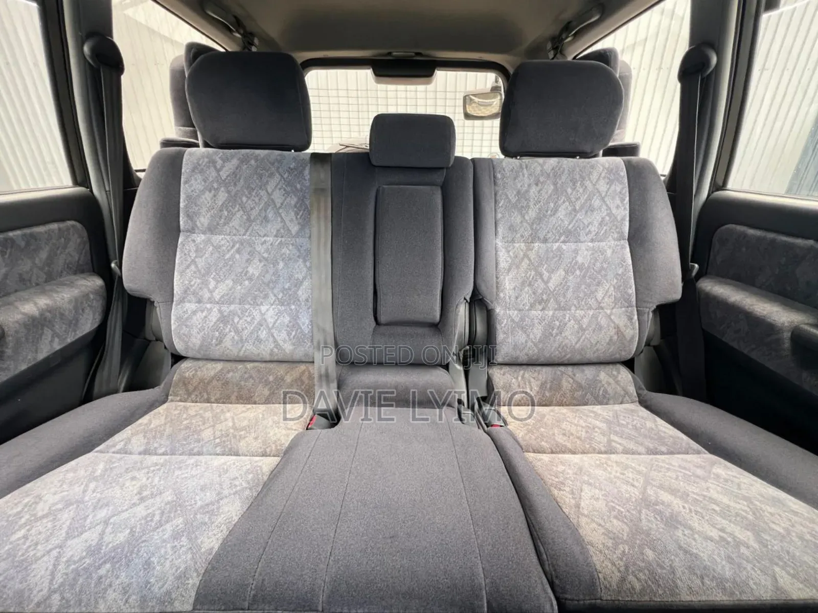 Toyota Land Cruiser Prado 2.7 16V 3dr 2000 Off white