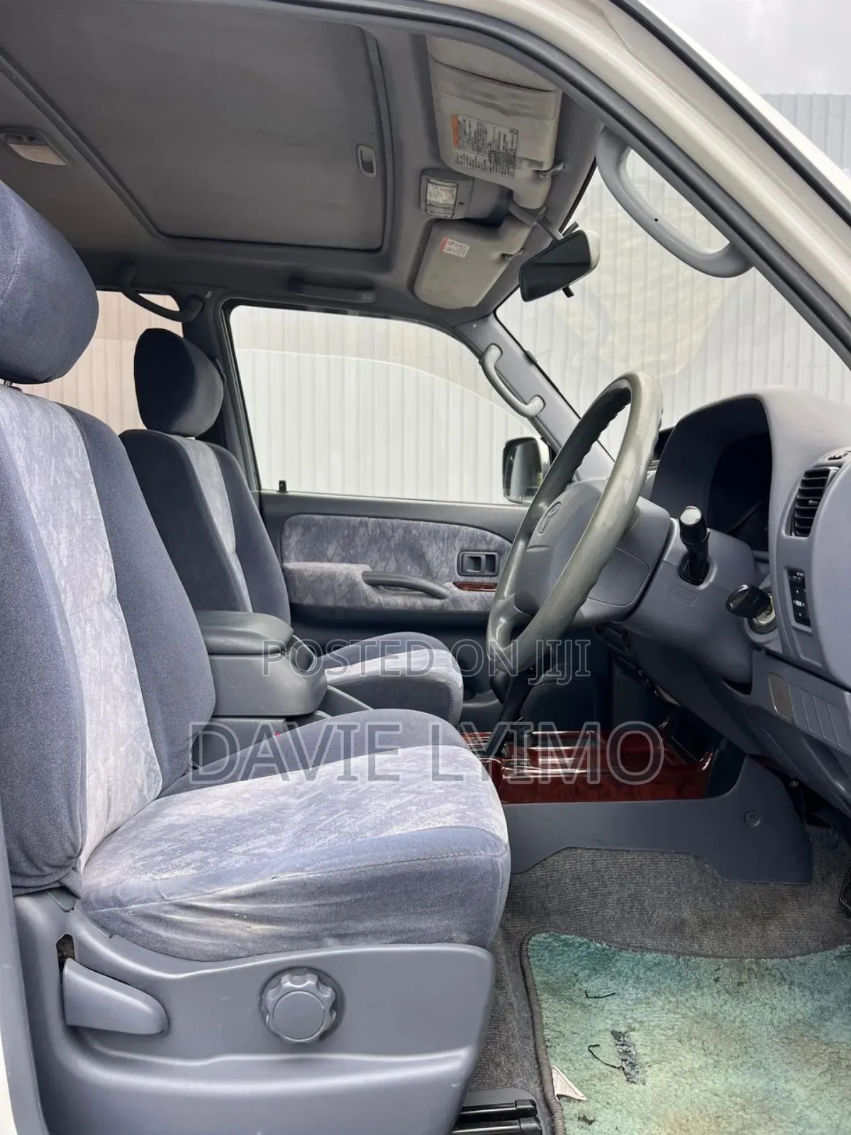 Toyota Land Cruiser Prado 2.7 16V 3dr 2000 Off white
