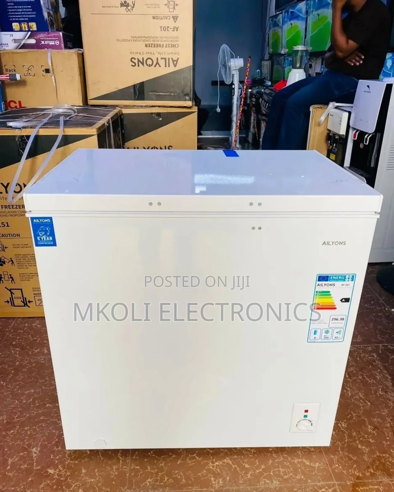 Ailyons Freezer 200 Liters
