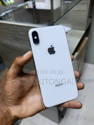 New Apple iPhone X 64 GB Silver