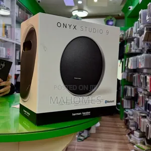 Onyx Studio 9