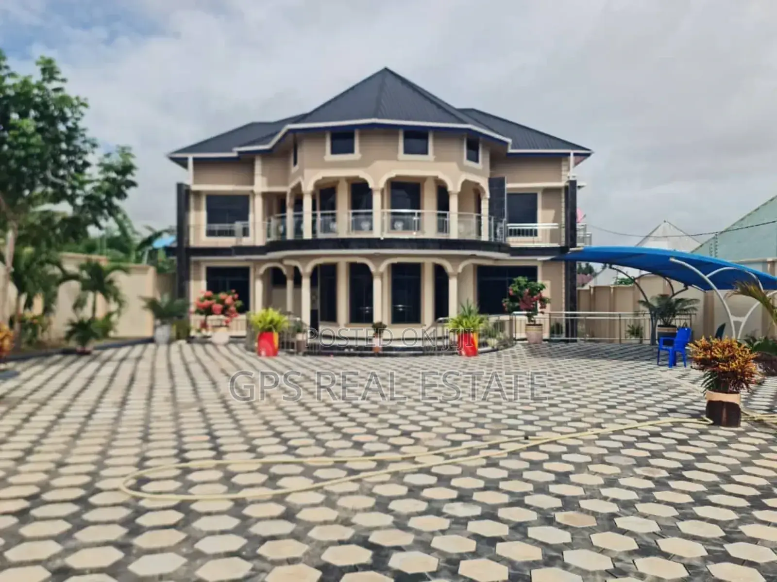 5bdrm House in Vikindu, Mkuranga for sale