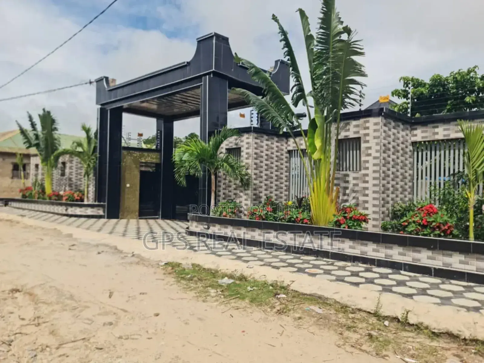 5bdrm House in Vikindu, Mkuranga for sale