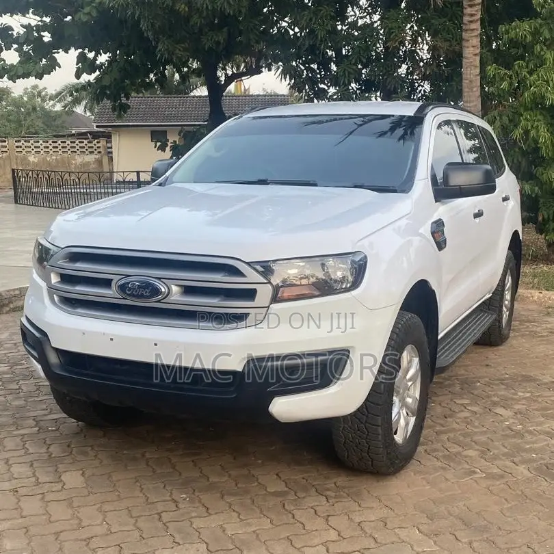 Ford Everest 2018 White