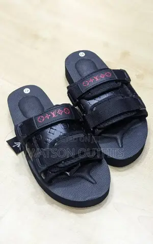 Sandals Classic Za Kuchomeka Miguu Og