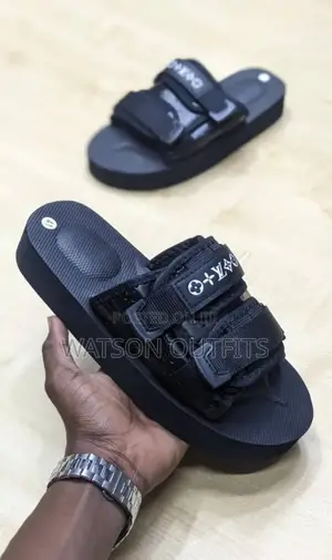 Sandals Classic Za Kuchomeka Miguu Og