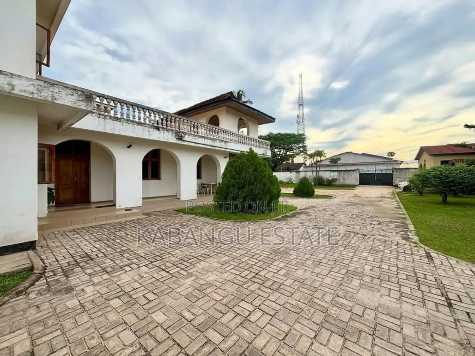 6bdrm House in Mikocheni for rent