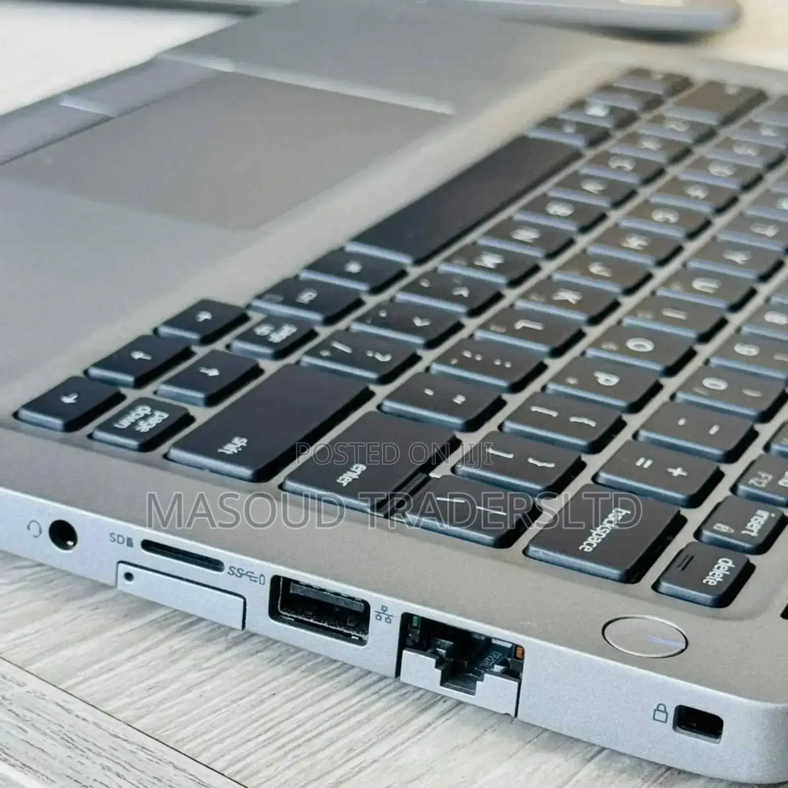 Laptop Dell Latitude 5310 8GB Intel Core I5 SSD 256GB