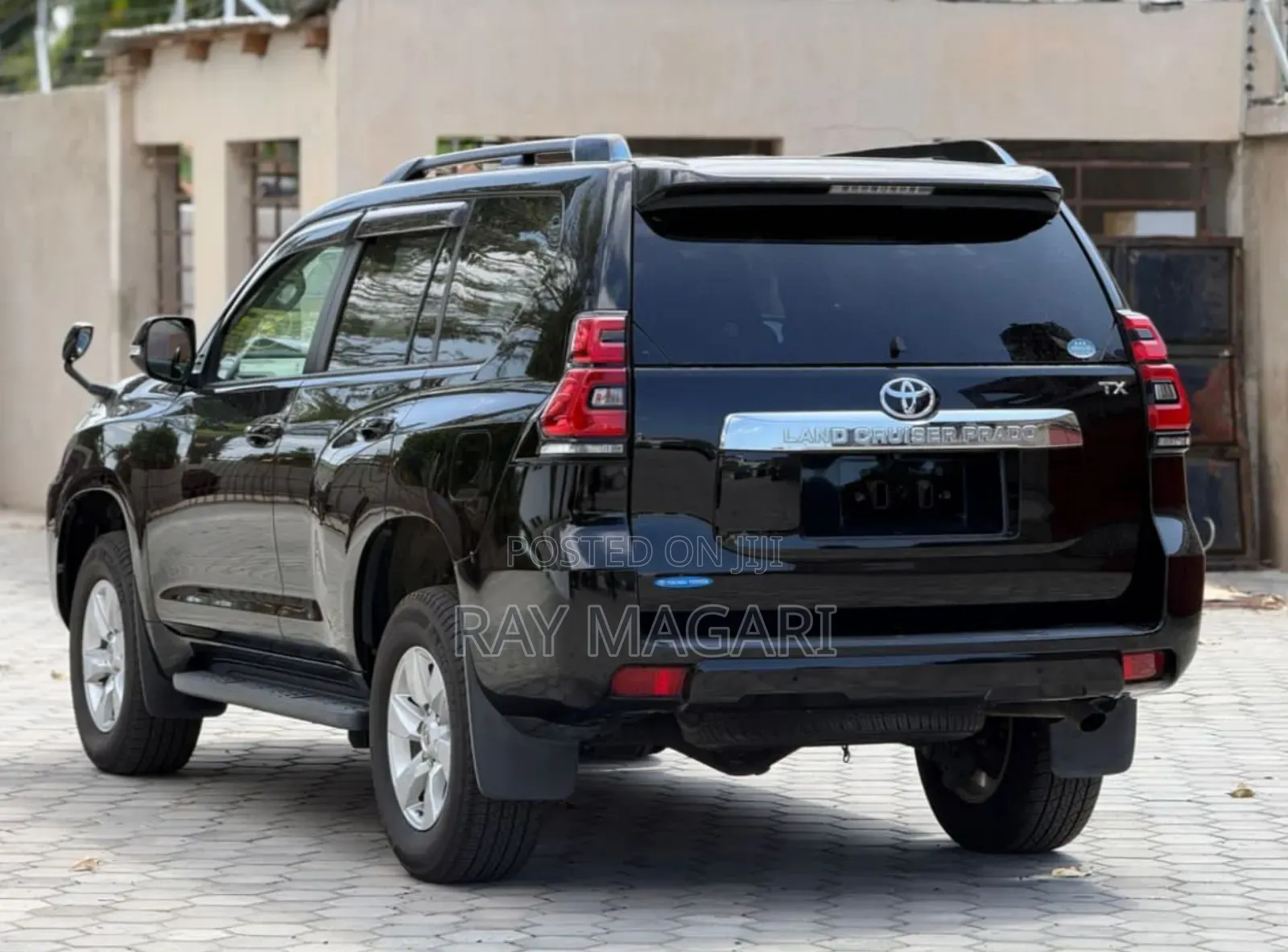 Toyota Land Cruiser Prado 2.7 2018 Black