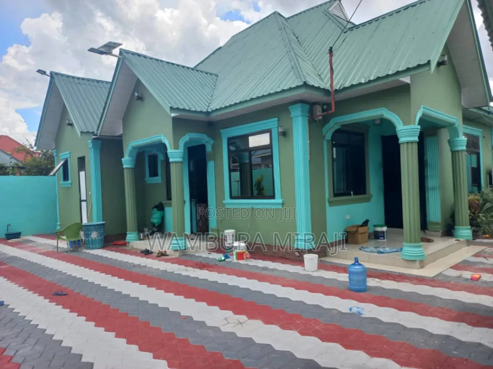 4bdrm Block of Flats in Nyumba, Temeke for sale