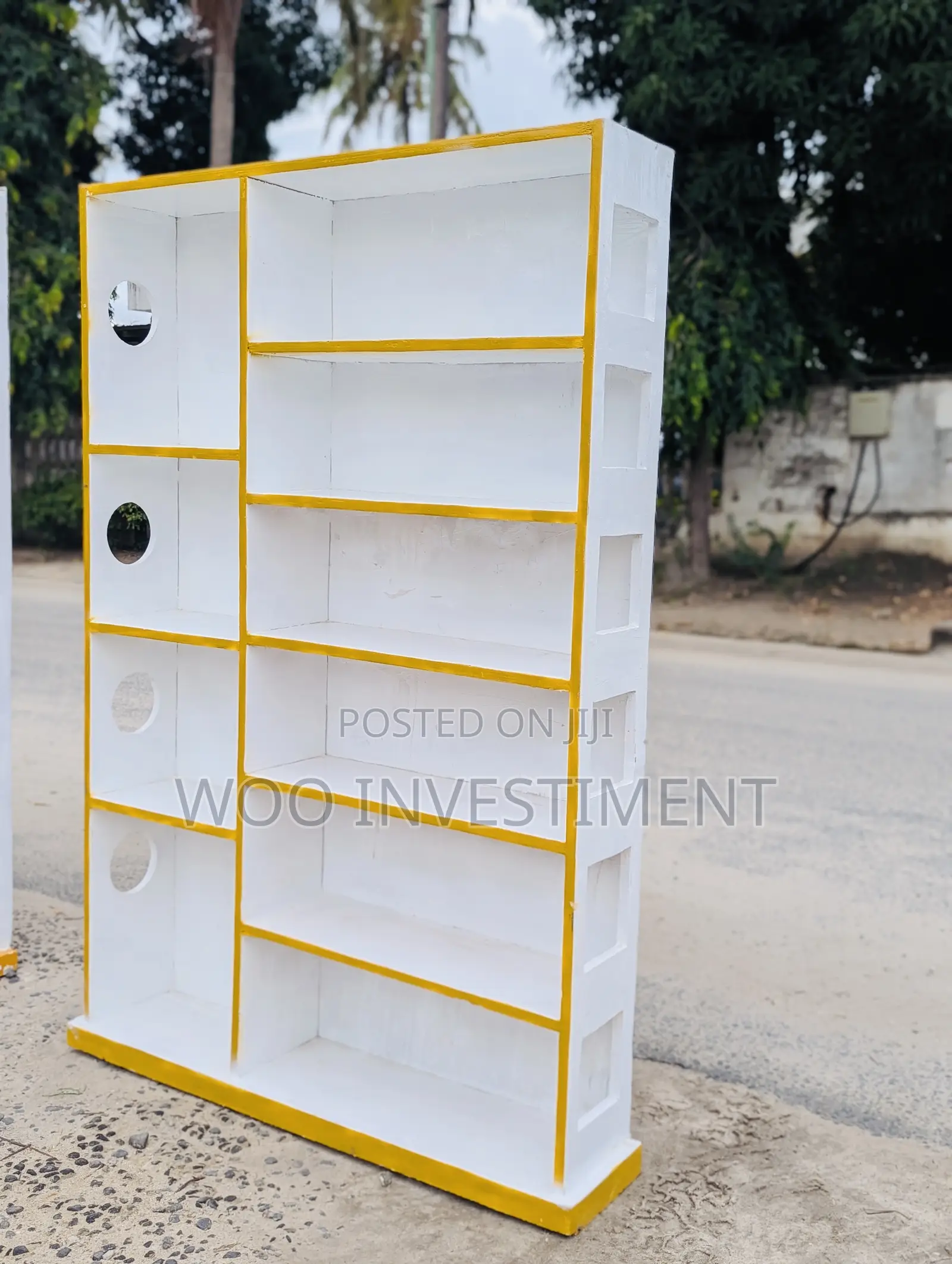 Shoeracks Mpya Fullmbao Clean Sana Zinapatikana Kwa Bei Nzur