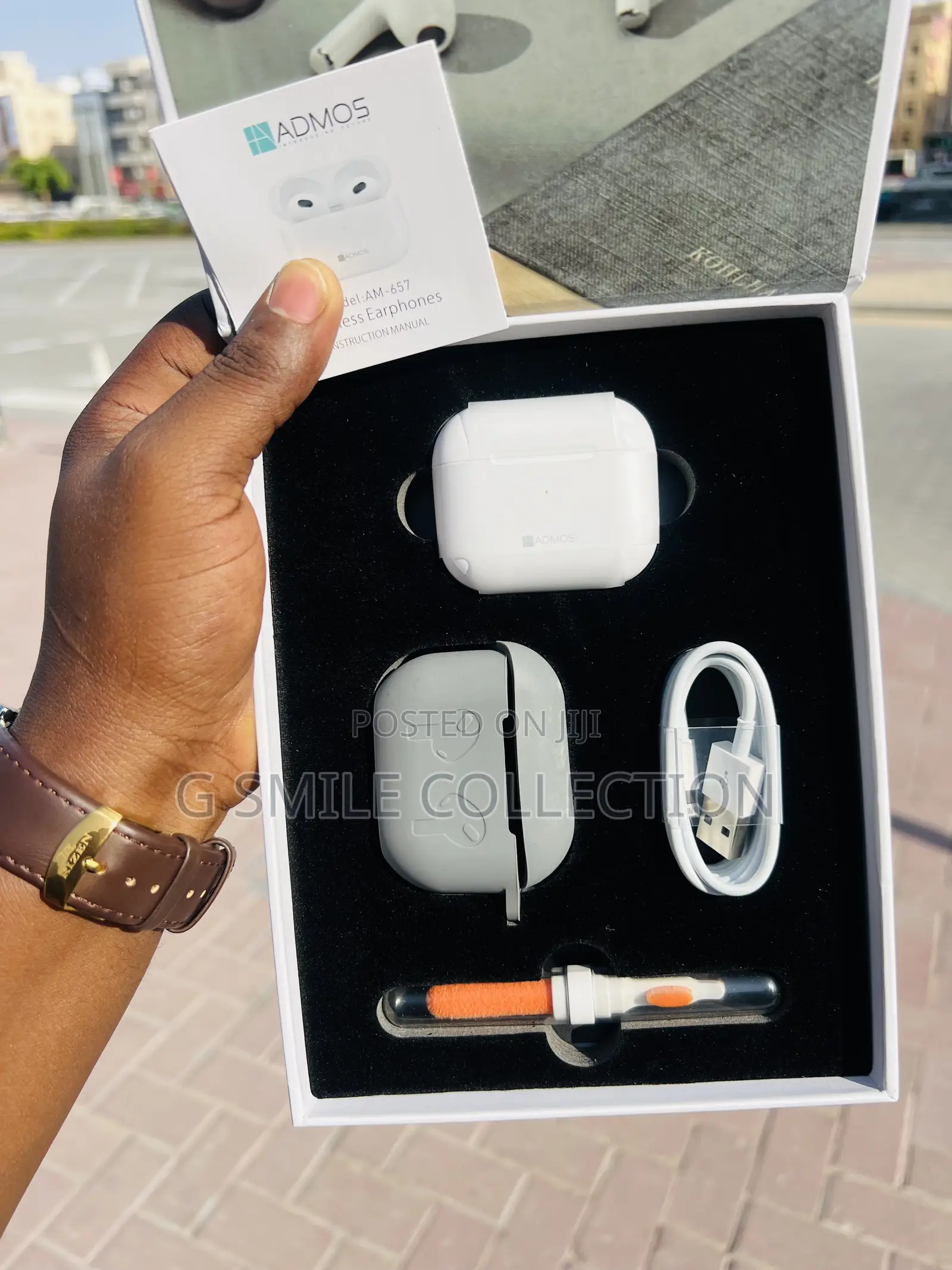 Admos Am-657 Wireless Earbuds