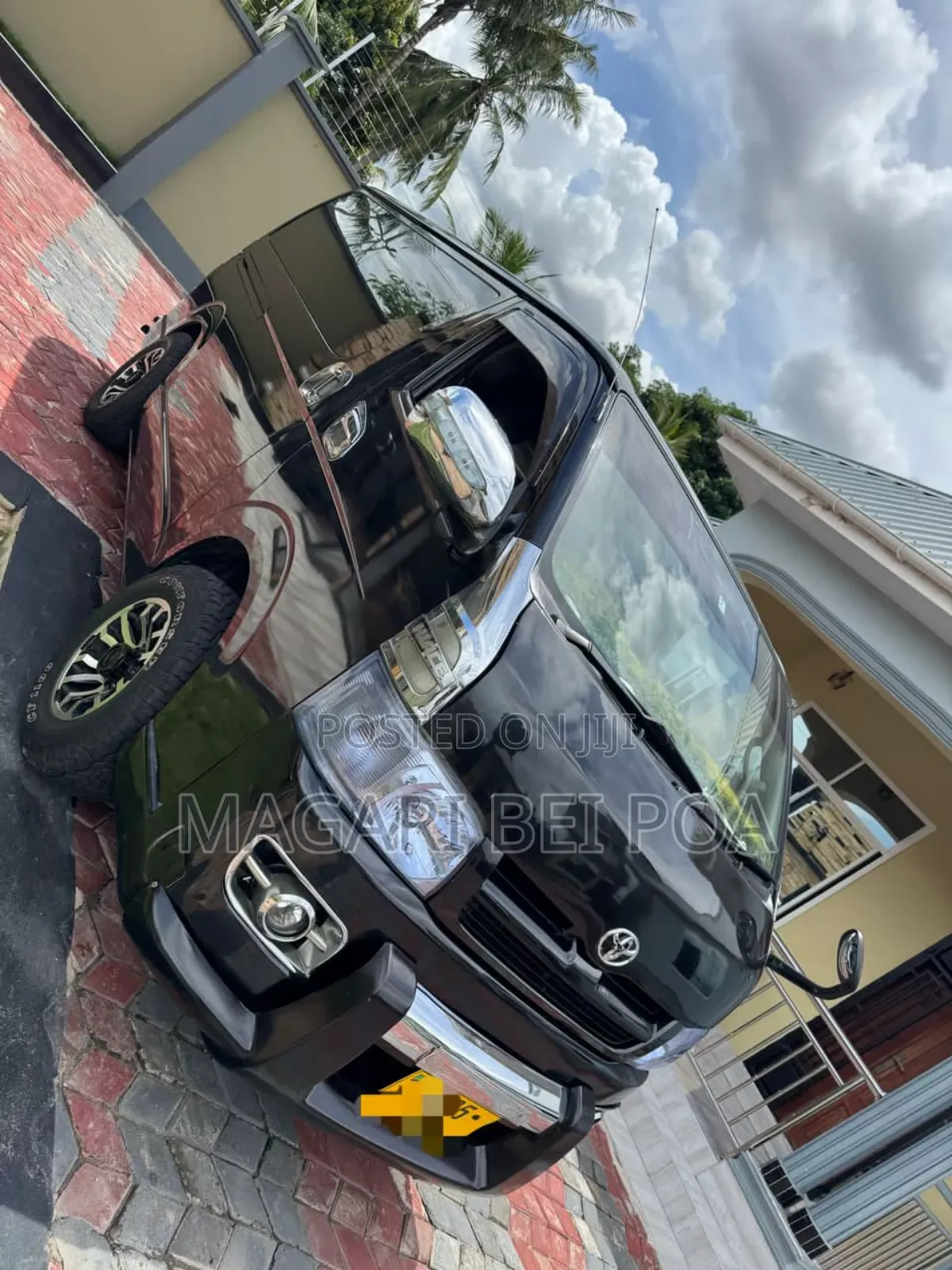 Toyota Quantum 2014 Black