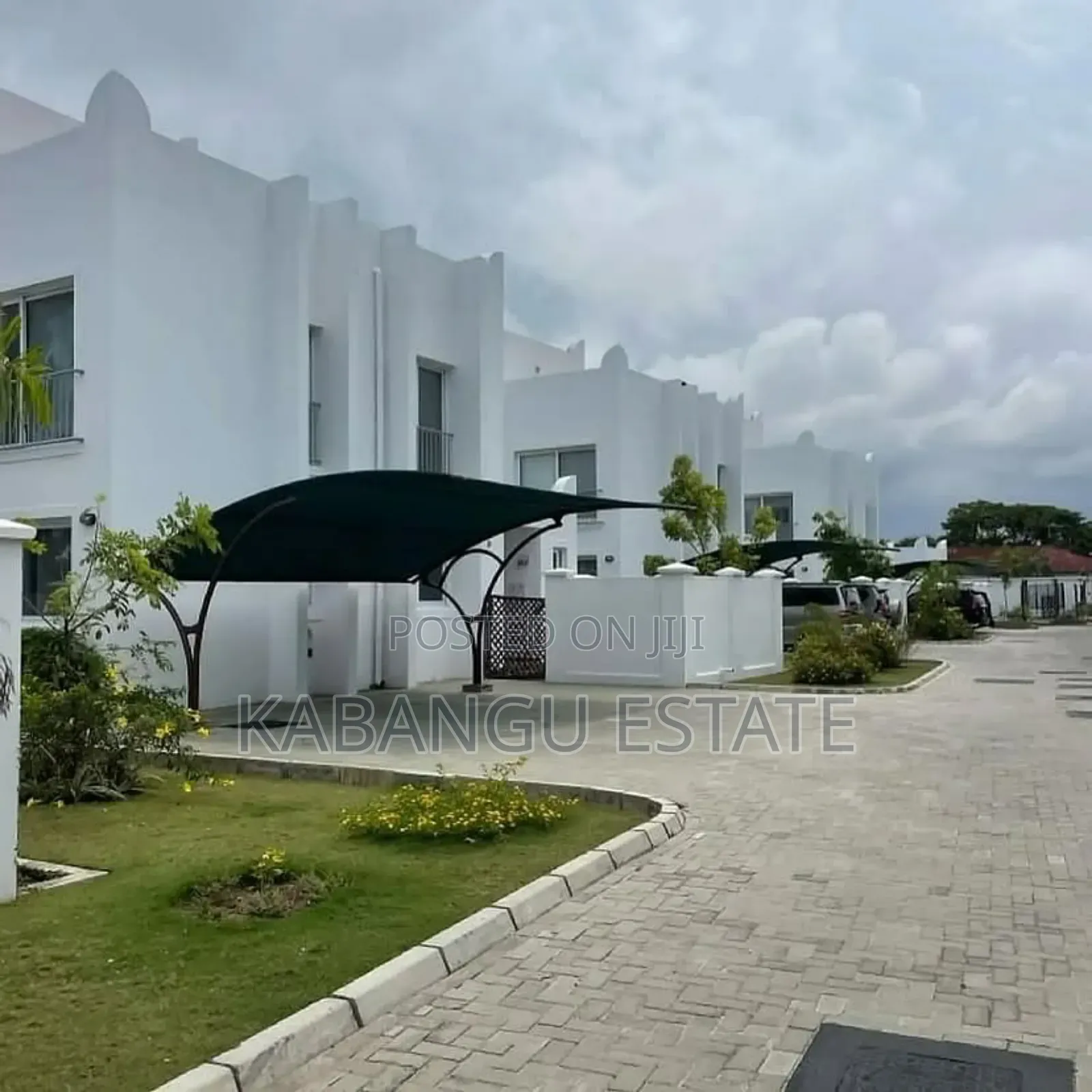4bdrm Villa in Oysterbay for rent