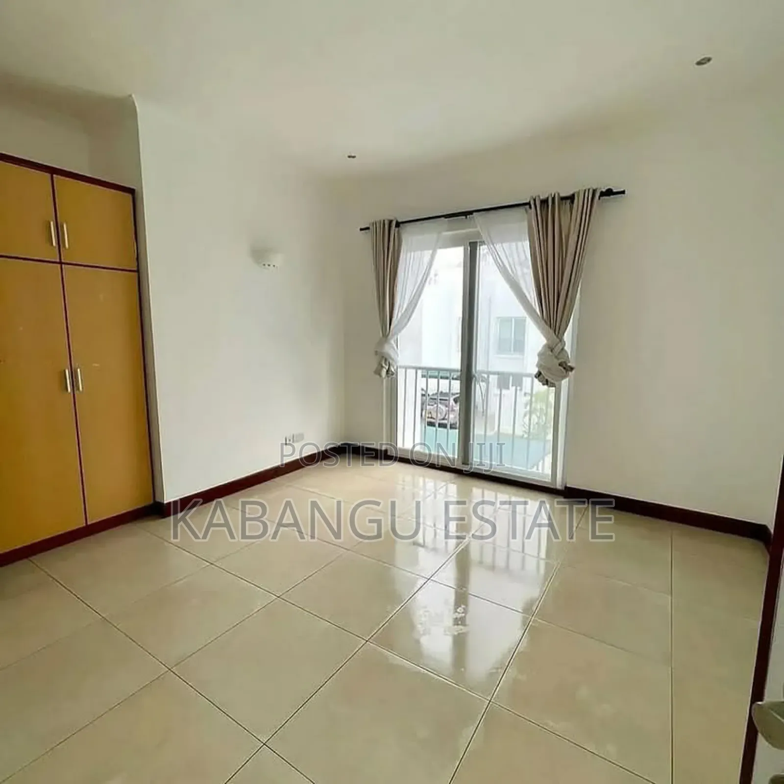 4bdrm Villa in Oysterbay for rent