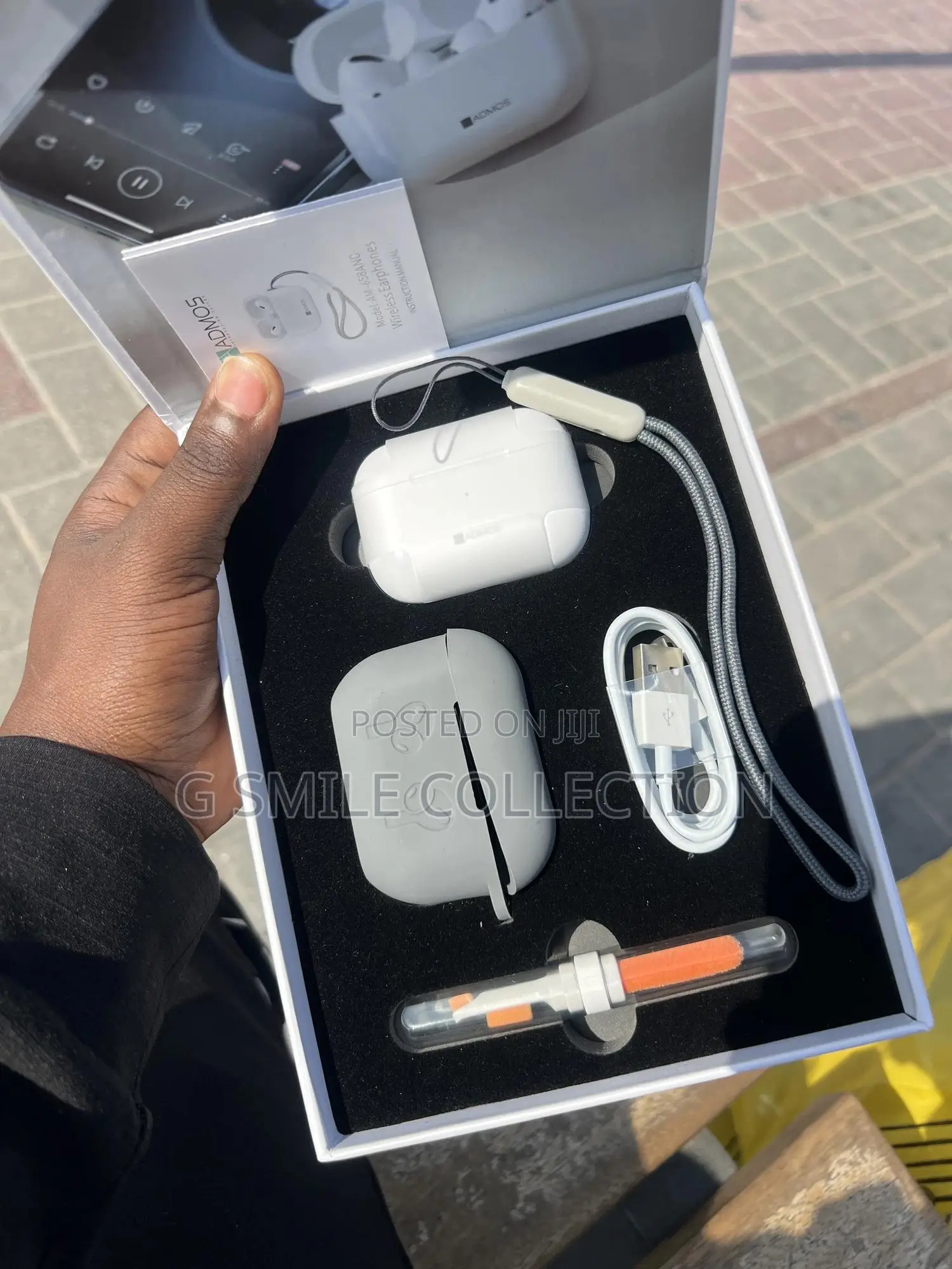Admos Am 658 Earbuds