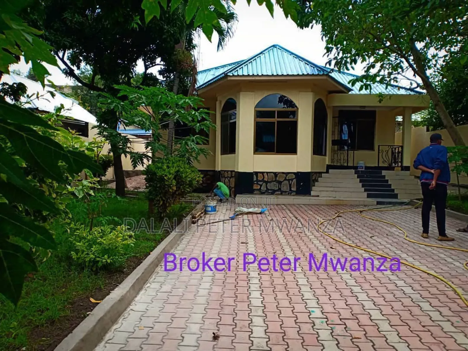 3bdrm House in Airport Road, Ilemela for rent