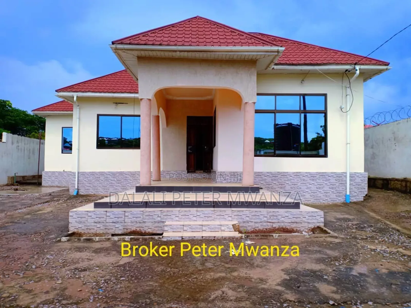 3bdrm House in Airport Road, Ilemela for rent