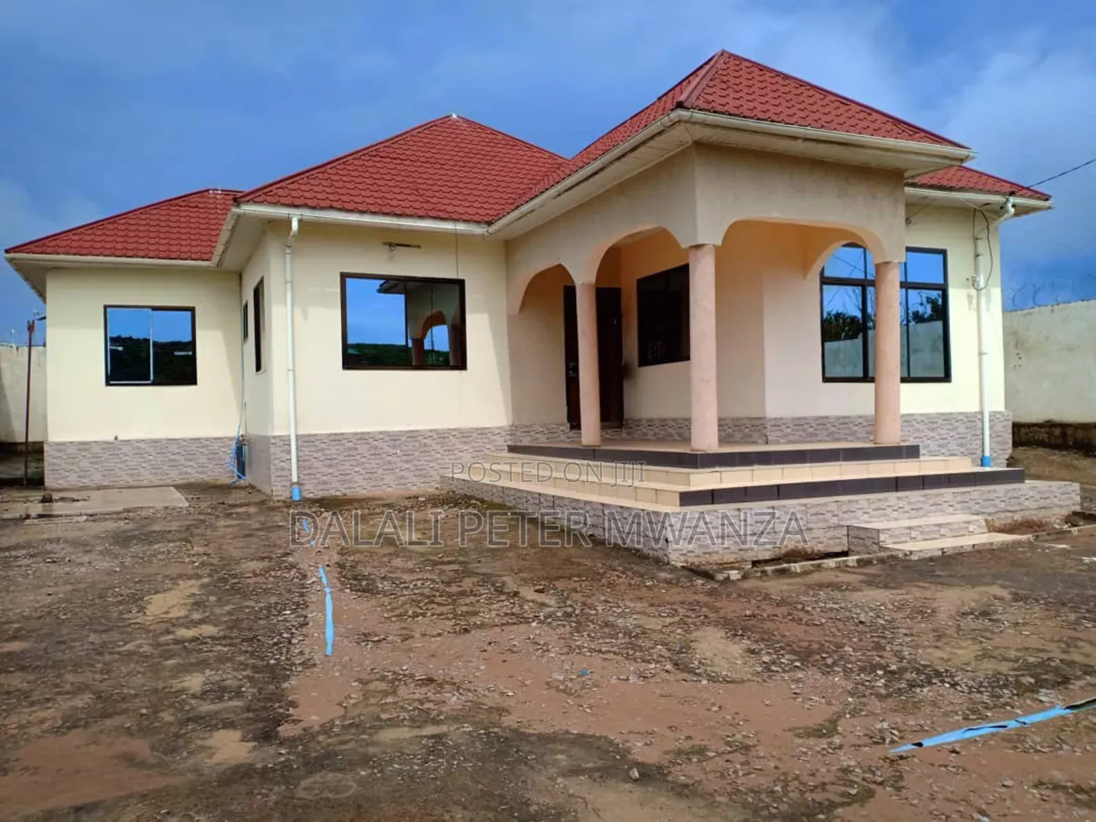 3bdrm House in Airport Road, Ilemela for rent