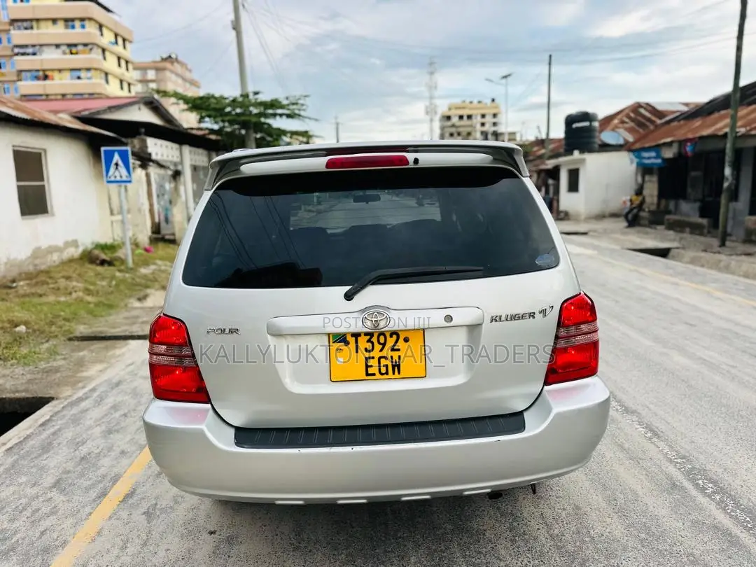 Toyota Kluger 2009 Silver