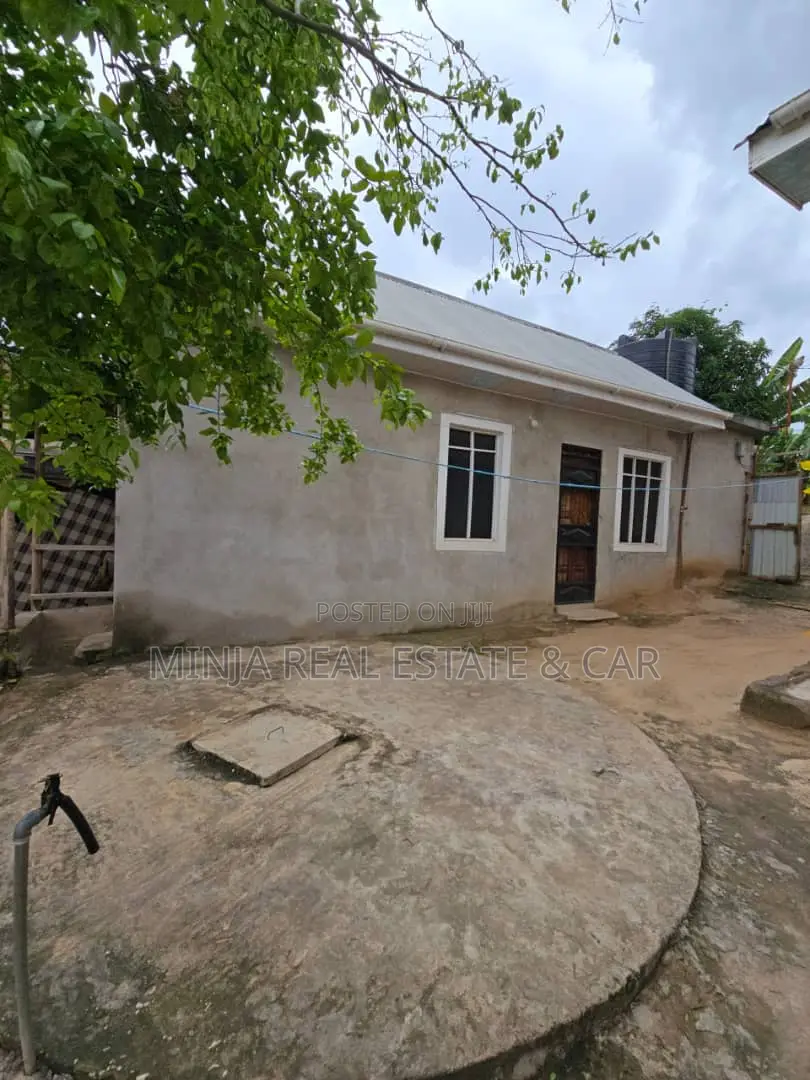 3bdrm House in Goba for sale